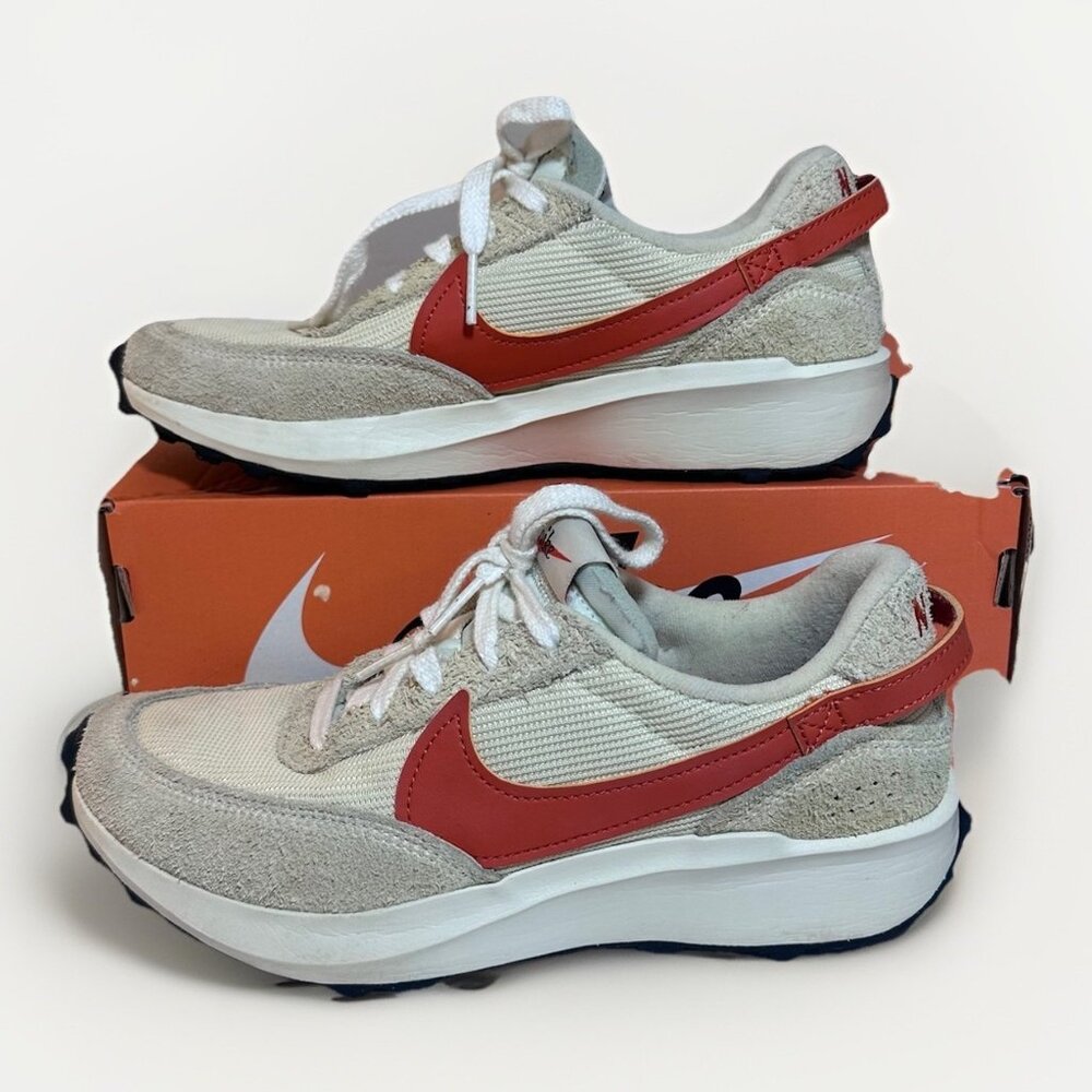 Nike Waffle Debut Women’s Size 7 Shoes Vintage Muslin Campfire Orange Retro